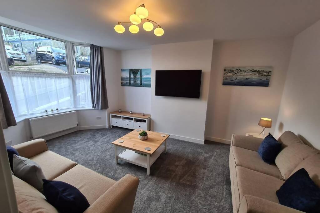 Beautiful Seaside Apartment With Parking Ventnor Exterior photo